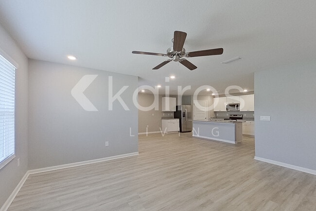 Building Photo - 4624 Malay Cir