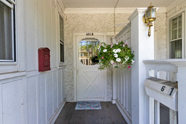 Foto del edificio - 601 S Walnut St