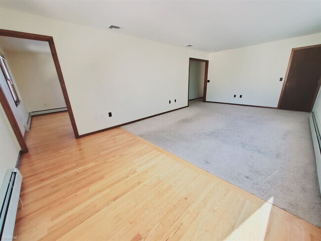 Building Photo - 2 br, 1 bath Condo - 1216 Hope St Unit 2