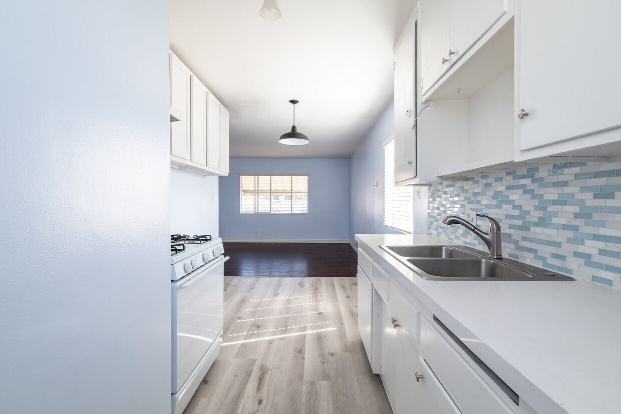 Foto principal - 121 N Spruce St. Montebello CA 90640