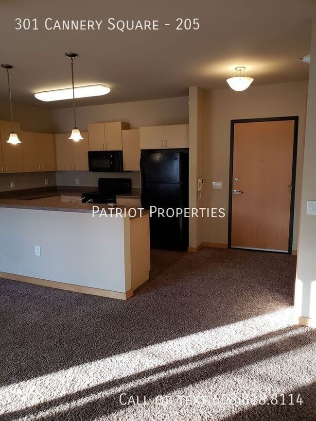 Building Photo - 301 Cannery Square