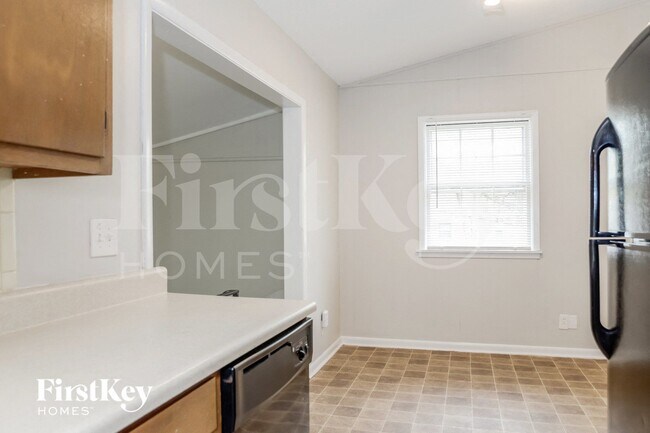 Foto del edificio - 5106 S Grand Ave