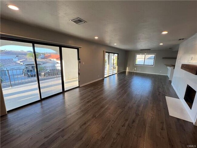 Foto del edificio - Charming Canyon Lake Home