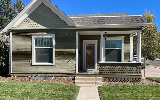 Foto del edificio - 2505 Central Ave