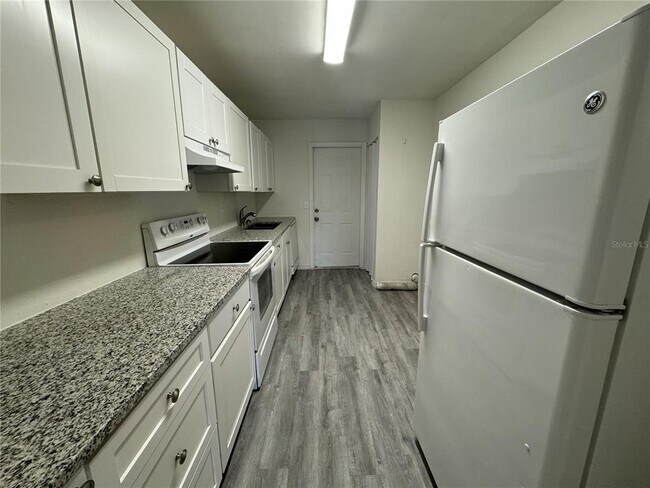 Foto del edificio - 605 Northlake Blvd
