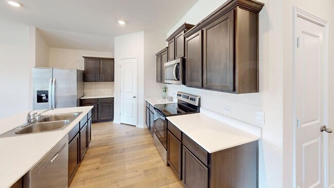Building Photo - 6534 Whitecap Dr