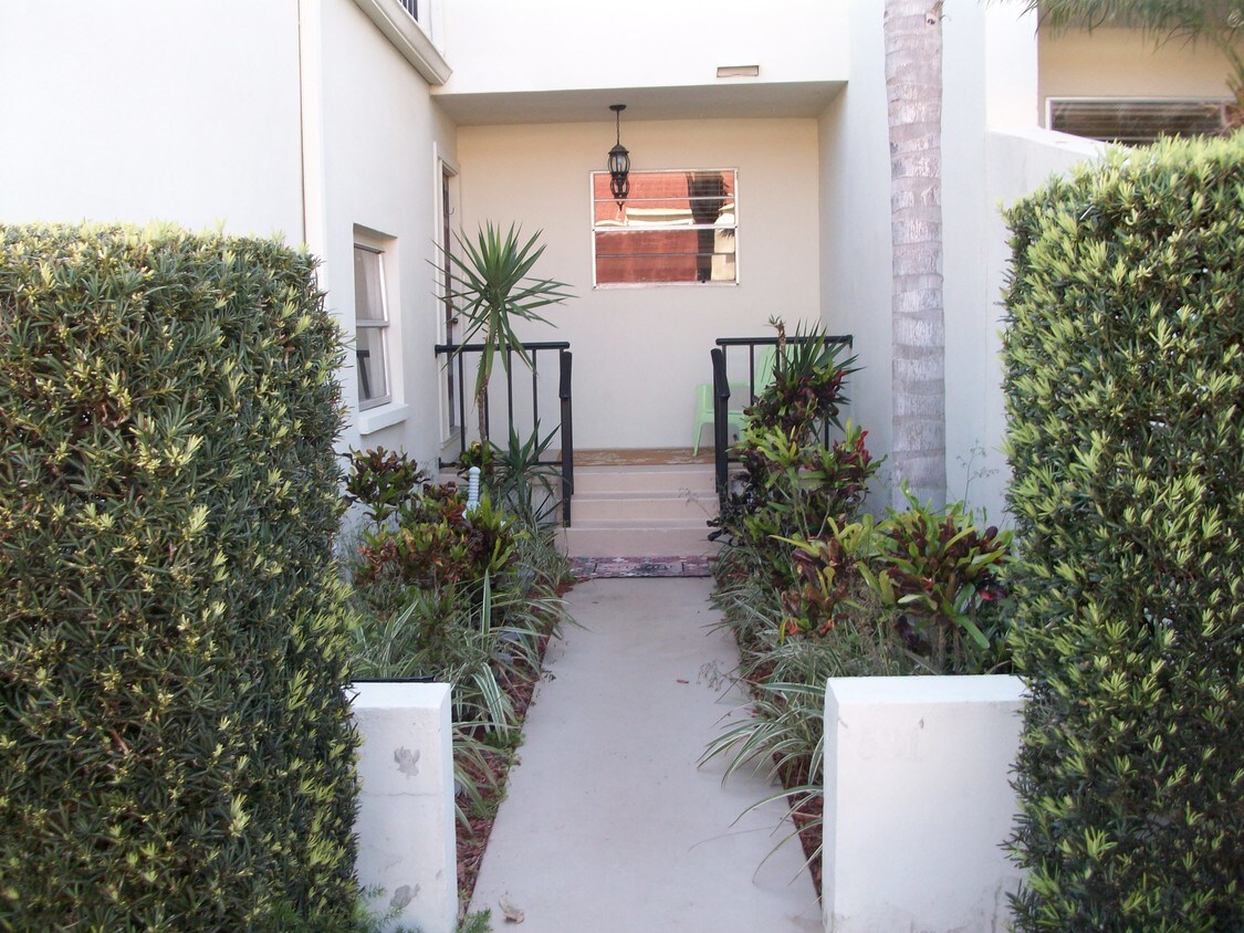 2700 Bayshore Blvd, Dunedin, FL 34698 Condo for Rent in Dunedin, FL