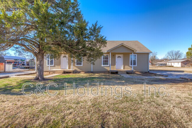 Building Photo - 914 Rockwood Avenue