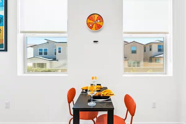 Foto del edificio - 74213 Storke Dr