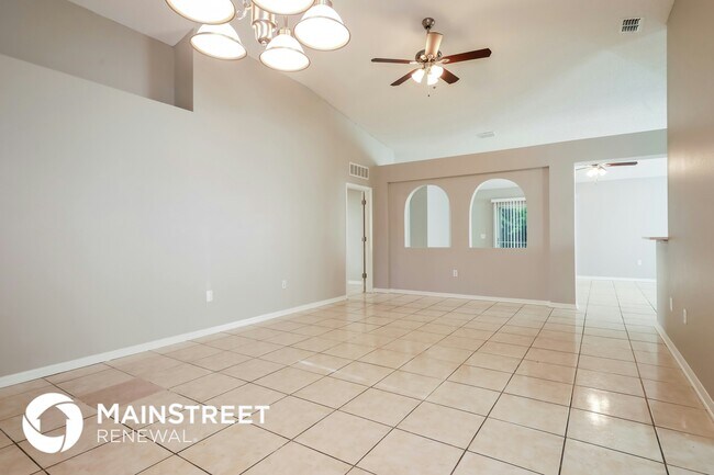 Building Photo - 9135 Shindler Crossing Dr