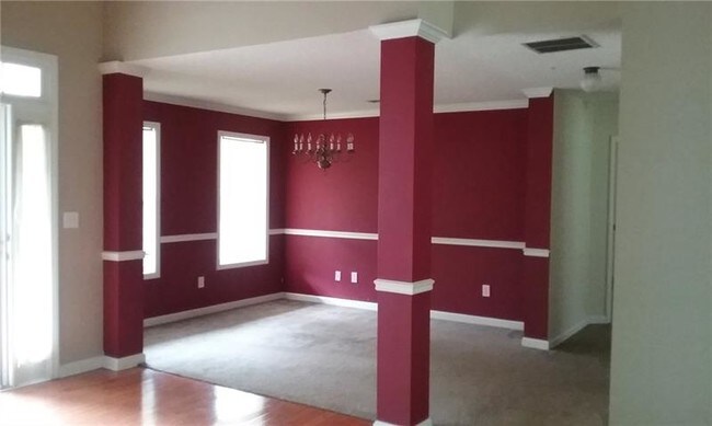 Building Photo - 324 Dylan Way