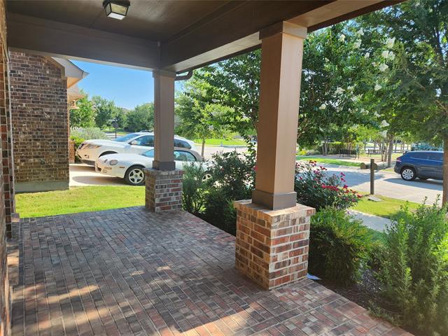 Building Photo - 209 Meadows Dr