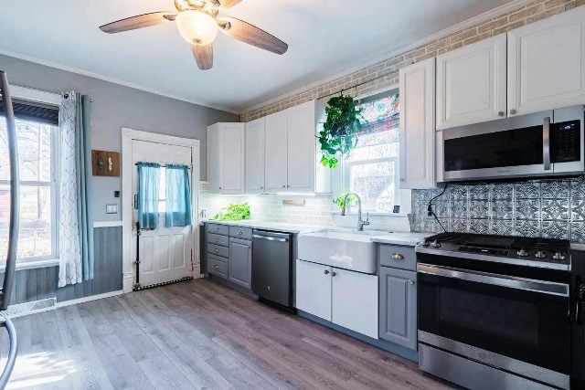 Building Photo - 802 S Fell Ave