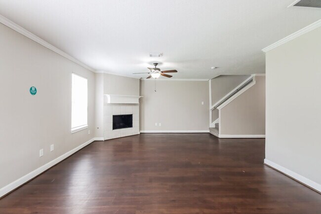 Foto del edificio - 6407 Crim Ct