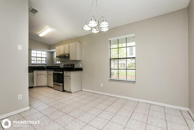 Building Photo - 2348 Courtland Blvd