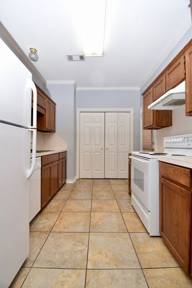 Foto del edificio - Centrally Located 2 Bedroom 2 Bath House