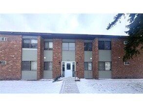 Building Photo - 517 Park Ave