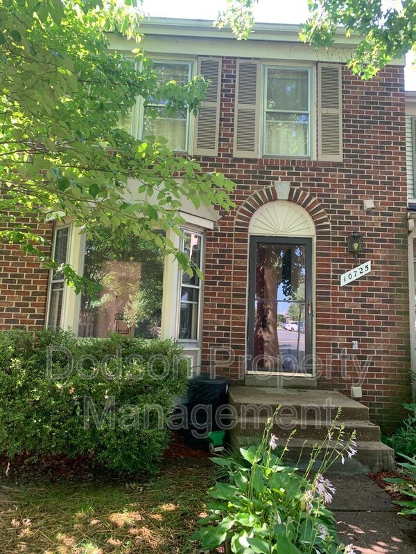 Foto del edificio - 10725 Brice Ct