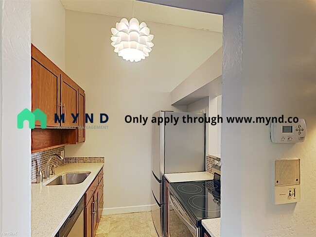 Building Photo - 1 br, 1 bath  - 300 N Civic Dr Apt 307