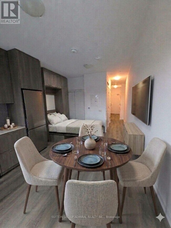 Photo du bâtiment - 7437 Kingston Rd