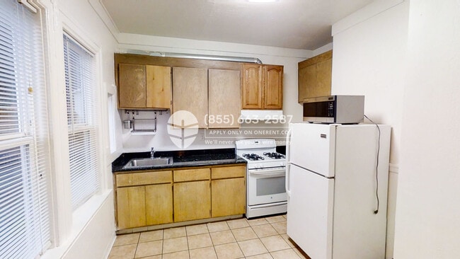 Building Photo - 2433 Warring St