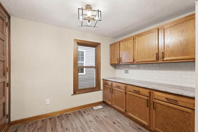 Photo - 1709 Ekin Ave House