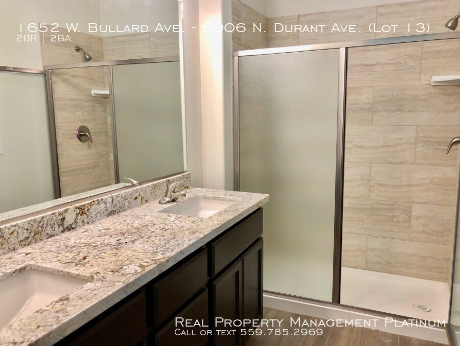 Foto del edificio - 1652 W Bullard Ave