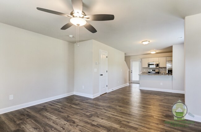 Foto del edificio - 107 Sitton Dr