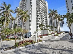 Building Photo - 1880 S Ocean Dr