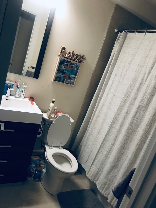 Photo - 2844 Stiles St