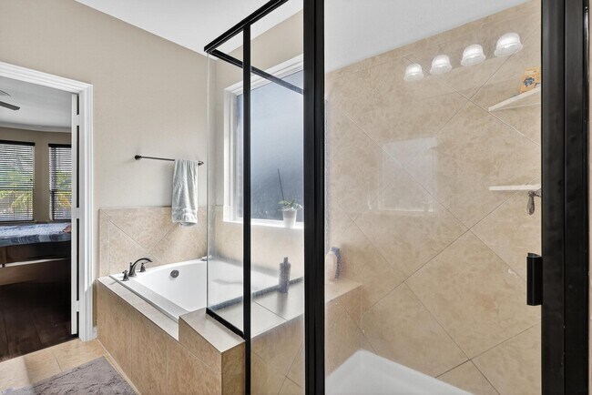 Building Photo - 4515 Brant Crossing Dr