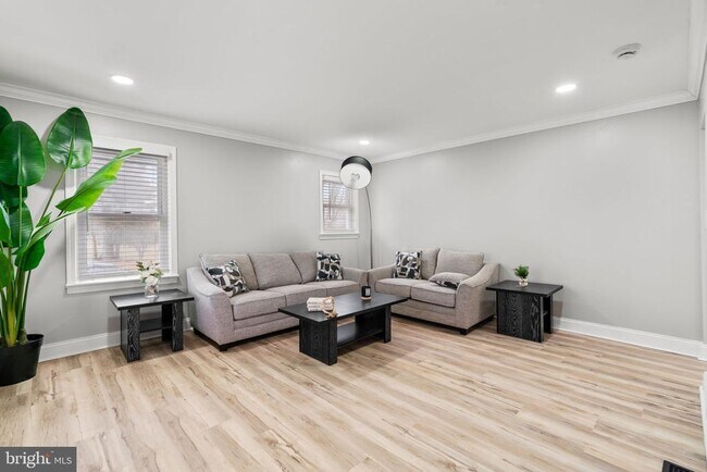 Foto del edificio - 10530 Scaggsville Rd