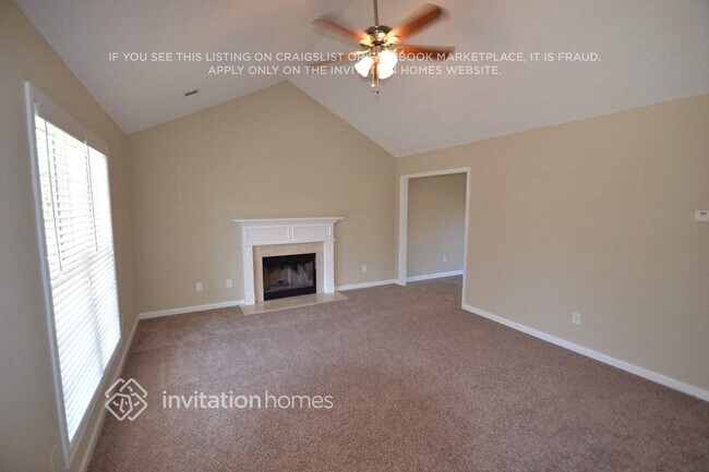 Foto del edificio - 543 Kristin Ln