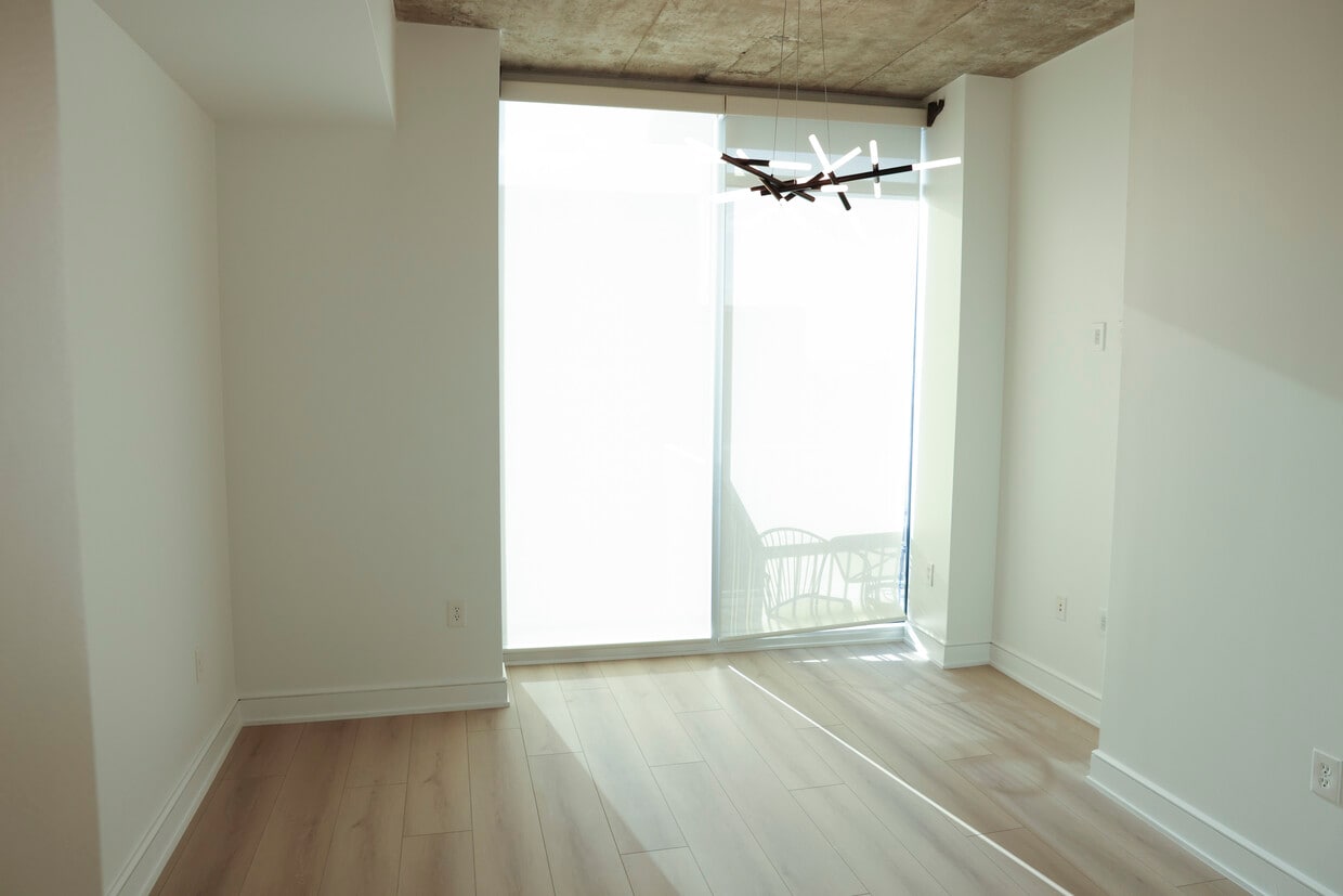 Photo - 950 W Peachtree St NW (Atlanta, GA)