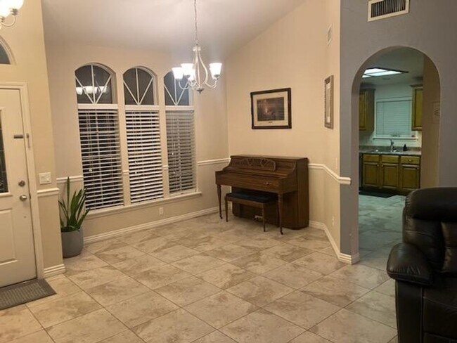 Foto del edificio - Charming 3BR House in Gilbert