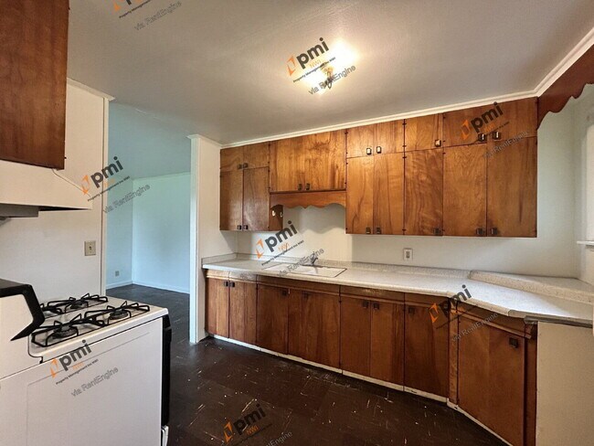 Foto del edificio - 2915 Oakdale Ave