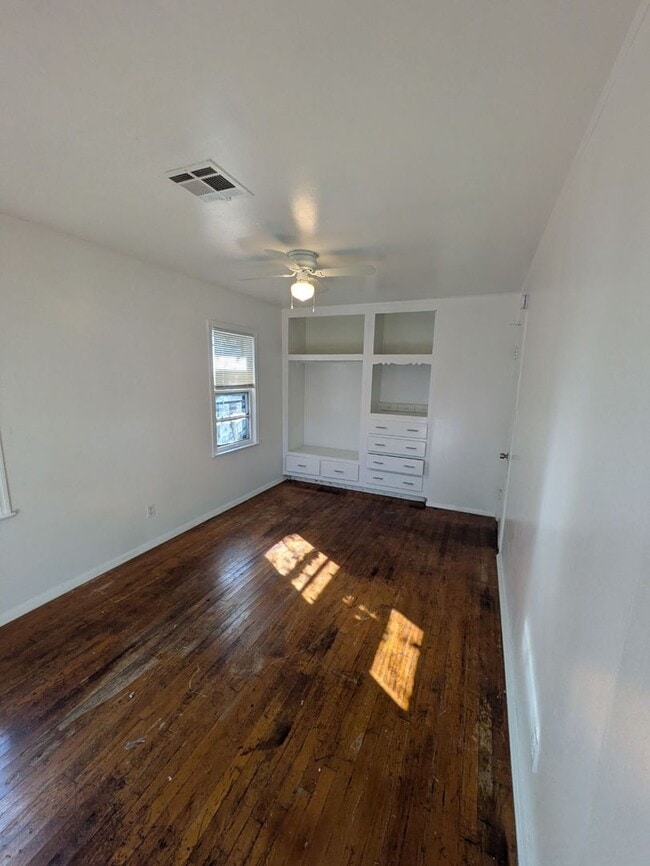 Photo - 4020 Dogwood Dr House