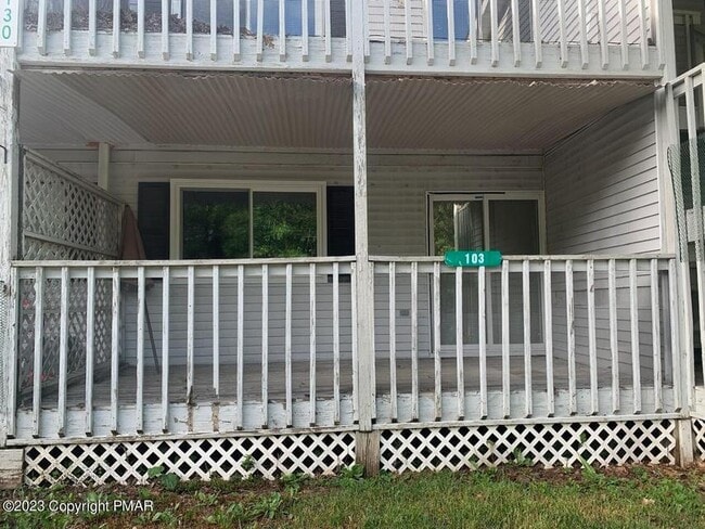 Building Photo - 130 View Ct