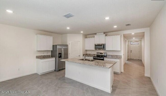Building Photo - 6935 Topaz Dr