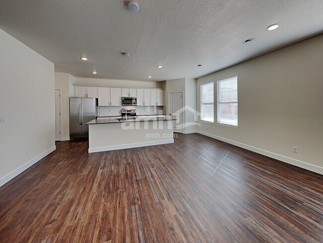 Foto del edificio - 6084 W Copper Hawk Dr