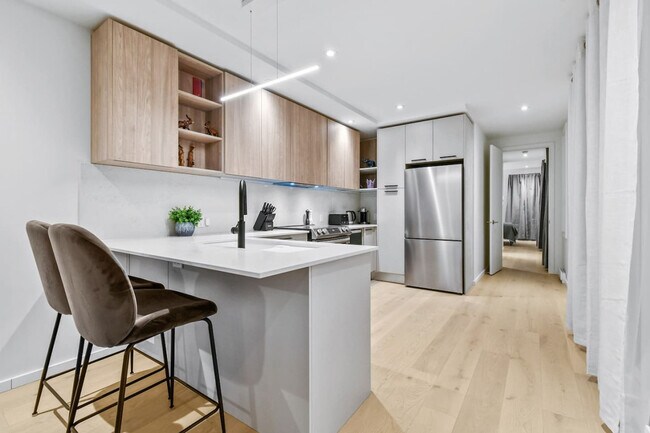 Photo du bâtiment - 1285 Rue Rachel E