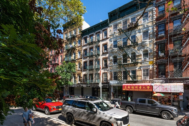 Building Photo - 72 Forsyth St
