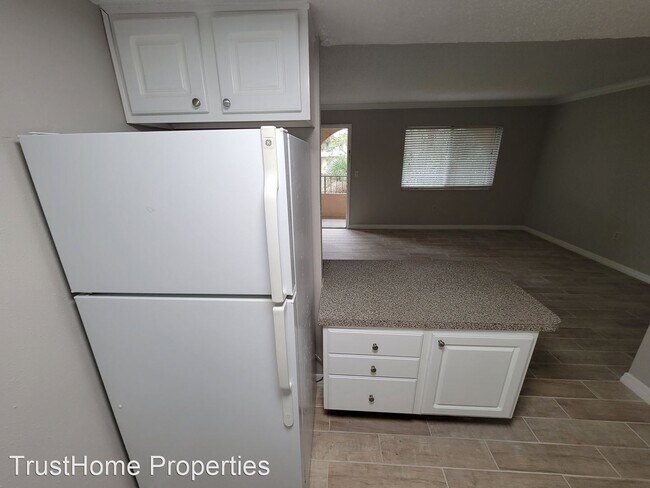 Building Photo - 1 br, 1 bath House - 121 Oyster Bay Circle...