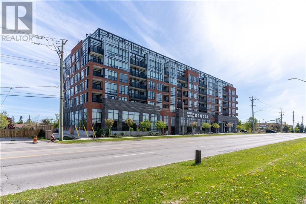 Photo principale - 681 Yonge St