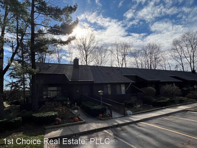 Building Photo - 2 br, 1.5 bath House - 101 E. Jolly Rd Uni...
