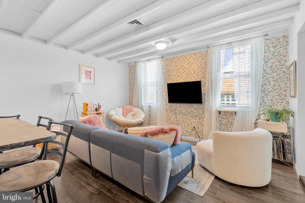 Foto principal - 530-532 Bainbridge St