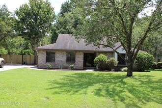Building Photo - 6169 Banyan Cir