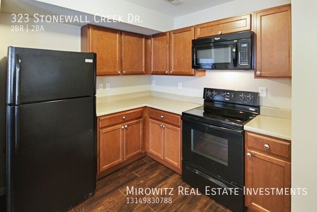 Building Photo - 323 Stonewall Creek Dr