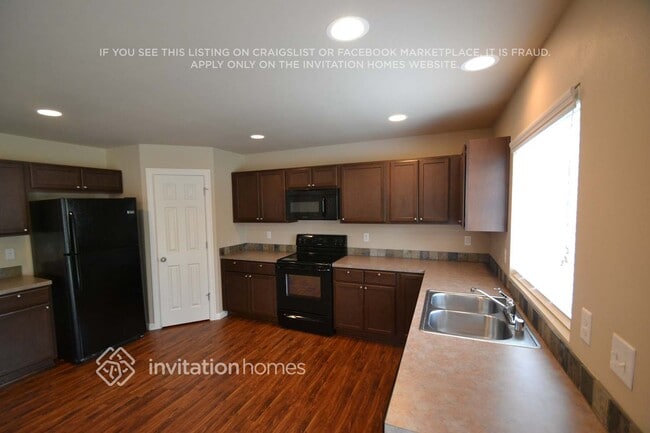 Foto del edificio - 23320 SE 284th St