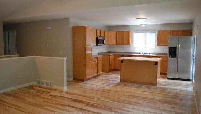 Foto del edificio - 2702 Homestead Rd